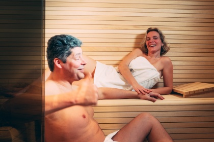 Hop_sauna_couple